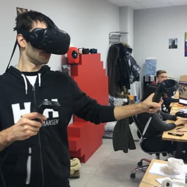 The process of developing AR/VR projects in an in-house lab
